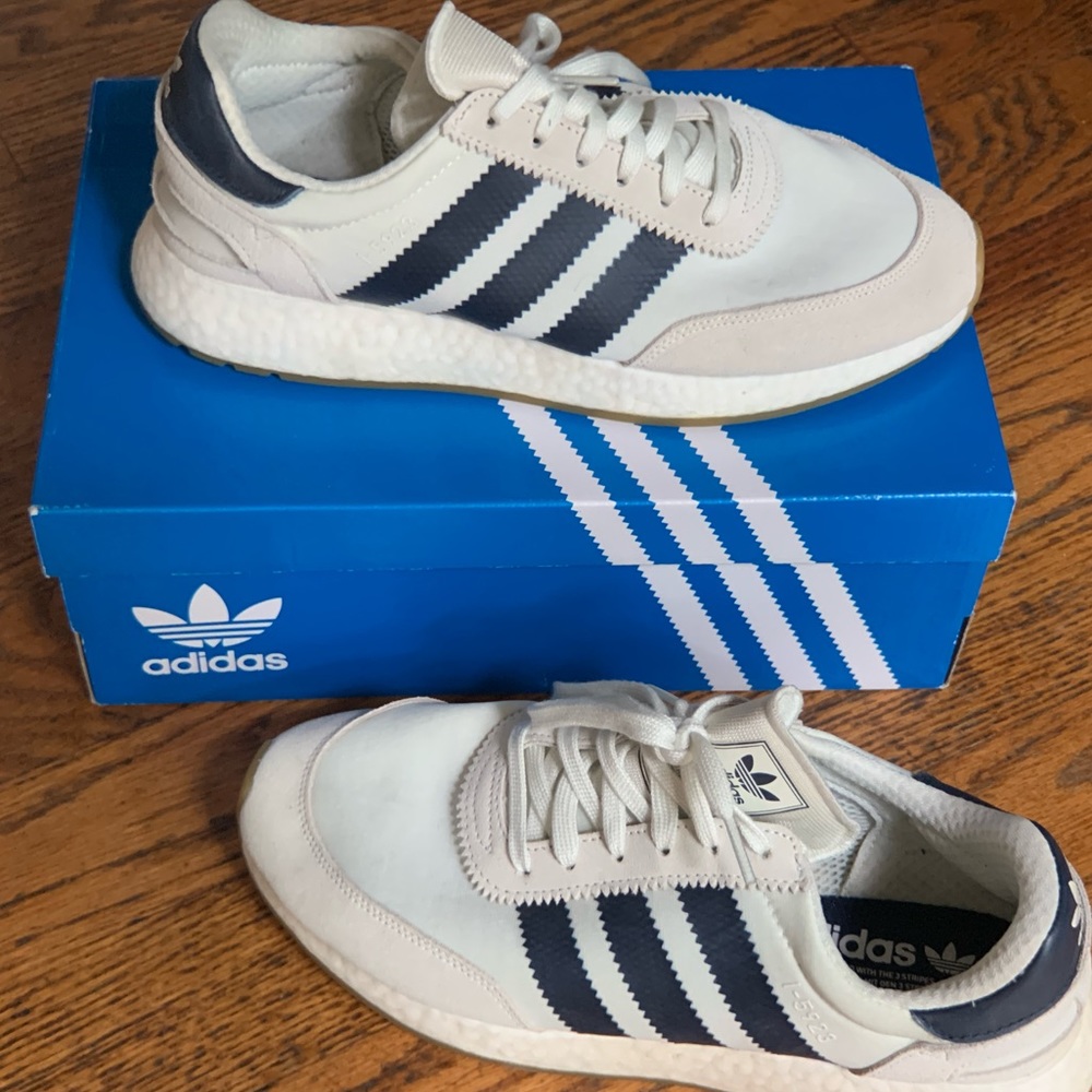 Adidas I-5923 White, Navy Blue, Gum Sole Mens 10